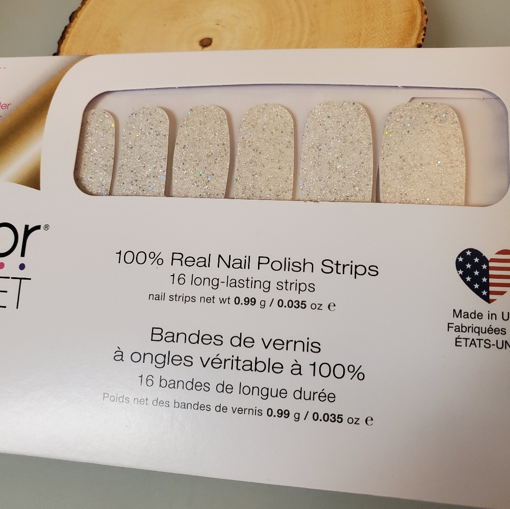 "Home, Sleet Home" Nail Strips